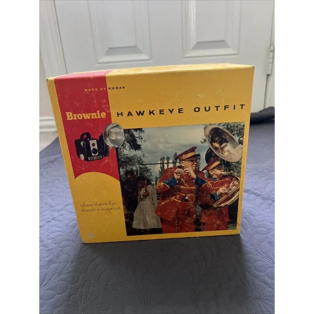 VTG Kodak Brownie Hawkeye Flash Camera Outfit Original Box Model 177 T UNTESTED